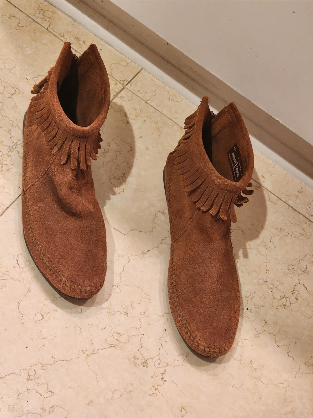 Minnetonka Women's Suede Fringe Ankle Boots - Chestnut Brown